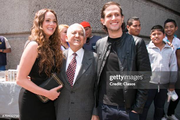 Valentina Moreno, Eduardo Moreno and Mario Moreno Ivanova attend a mass to conmemorate the 24th Anniversary of the death of the Mexican actor Mario...