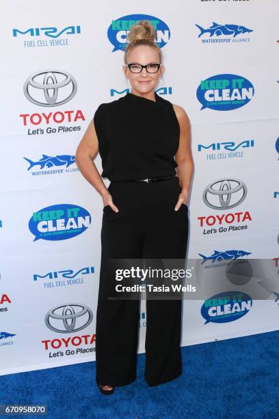 Actress Rachael Harris attends Keep it Clean Live Comedy Benefit for Waterkeeper Alliance at Avalon Hollywood on April 20, 2017 in Los Angeles,...