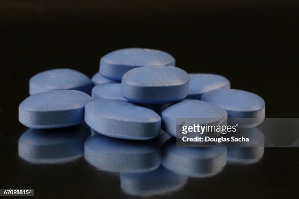 prescription pills for sexual issues and erectile dysfunction - viagra bildbanksfoton och bilder