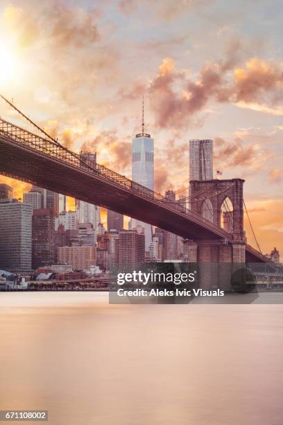 shining over you - brooklyn bridge stock pictures, royalty-free photos & images