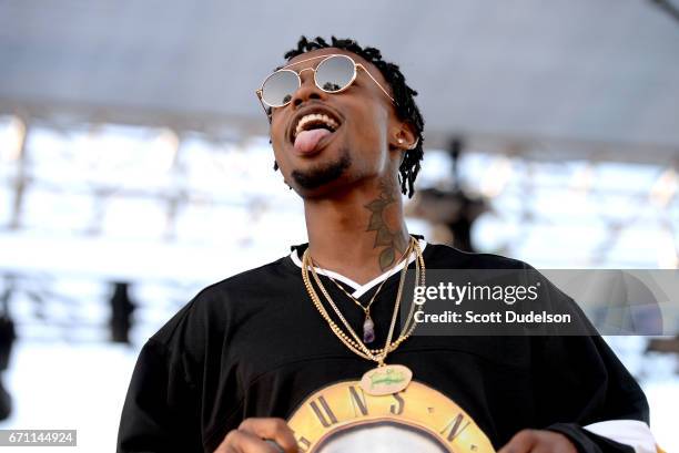 3,973 Rob Stone Photos & High Res Pictures - Getty Images