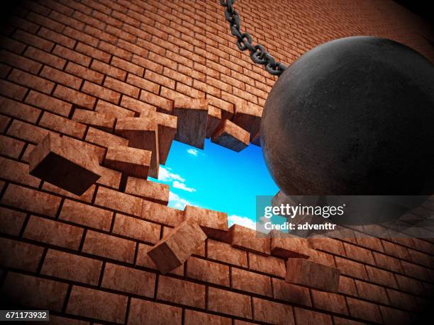 wrackkugel zerstört ziegelmauer - zerstört stock-grafiken, -clipart, -cartoons und -symbole