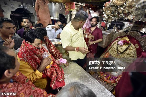 Delhi BJP President Manoj Tiwari visits Kalkaji Temple after finishing his campaign for MCD Elections, on April 21, 2017 in New Delhi, India. The BJP...