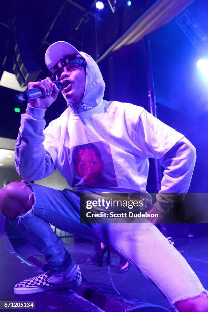 420 Rapper Weedmaps Presents The Smokers Club 420 Photos and Premium High Res ...