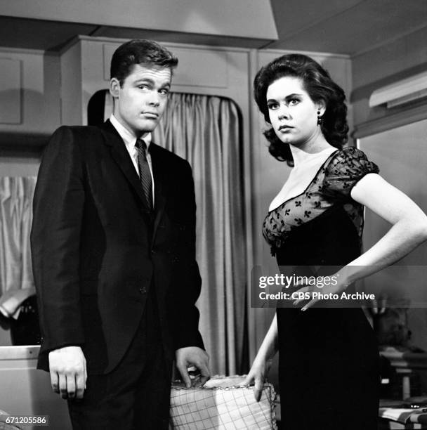 Television detective drama program, Checkmate, episode: The Star System. Pictured is Doug McClure and Elizabeth Montgomery . Image dated November 30,...