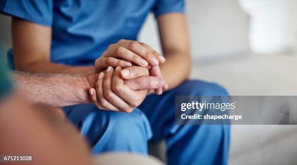 andrà tutto bene - servizio sociale foto e immagini stock