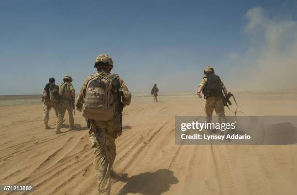 82nd airborne division; a crew runs a training mission in the afghan desert on August 27, 2007.