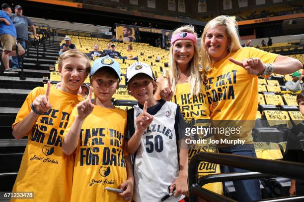 Fans of the Memphis Grizzlies poses for a photo before the game against the San Antonio Spurs during Game Three of the Western Conference...