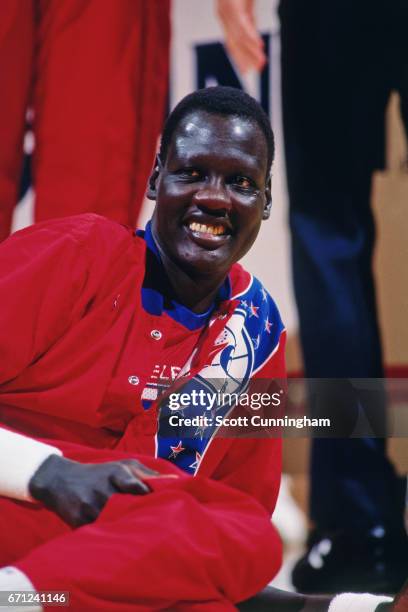Manute Bol Photos Photos and Premium High Res Pictures - Getty Images