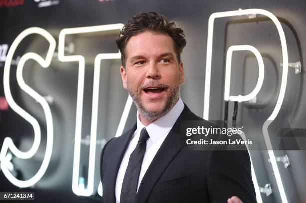 Dane Cook Smiling Comic Dane Cook Photos and Premium High Res Pictures - Getty Images