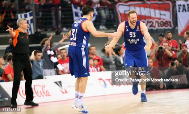 Alex Kirk, #53 of Anadolu Efes Istanbul react during the 2016/2017 Turkish Airlines EuroLeague Playoffs leg 2 game between Olympiacos Piraeus v...