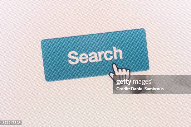 mouse arrow clicking on vacation button on computer screen - help introduction to referencing with wiki markup 1 stock pictures, royalty-free photos & images