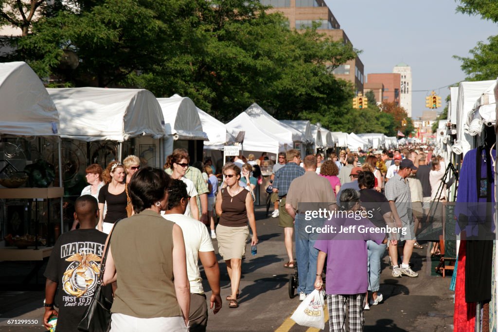 Exhibitors booths at Art Fairs.
