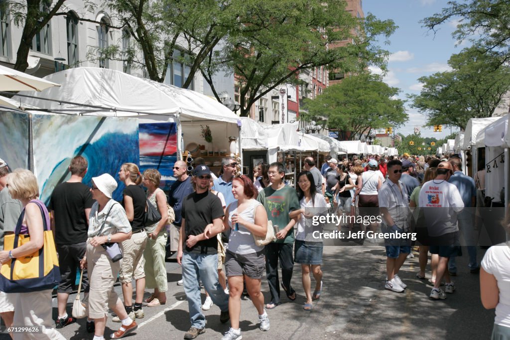 Exhibitors tents at Art Fairs.
