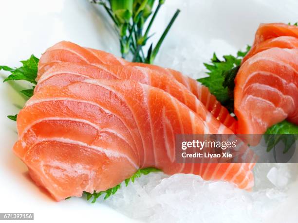 sashimi - estudio de mercado fotografías e imágenes de stock