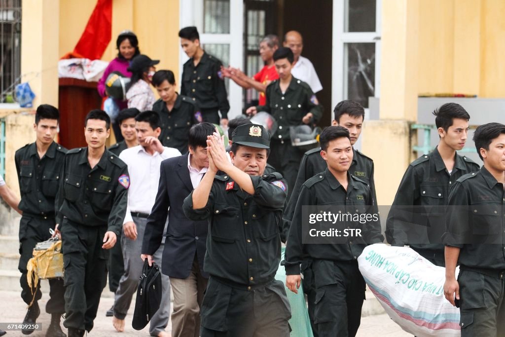 VIETNAM-POLICE-HOSTAGE-LAND-DISPUTE-PROTEST