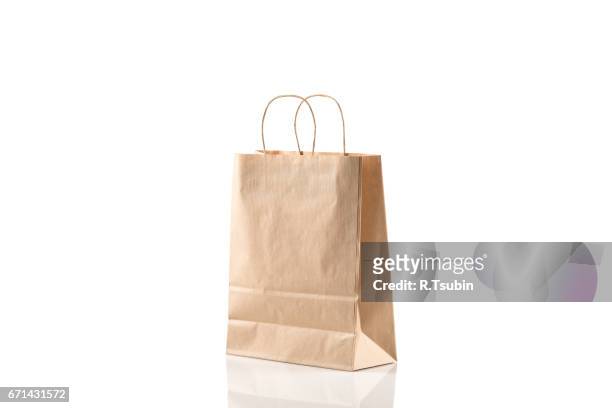 recycled paper kraft shopping bag - sac photos et images de collection