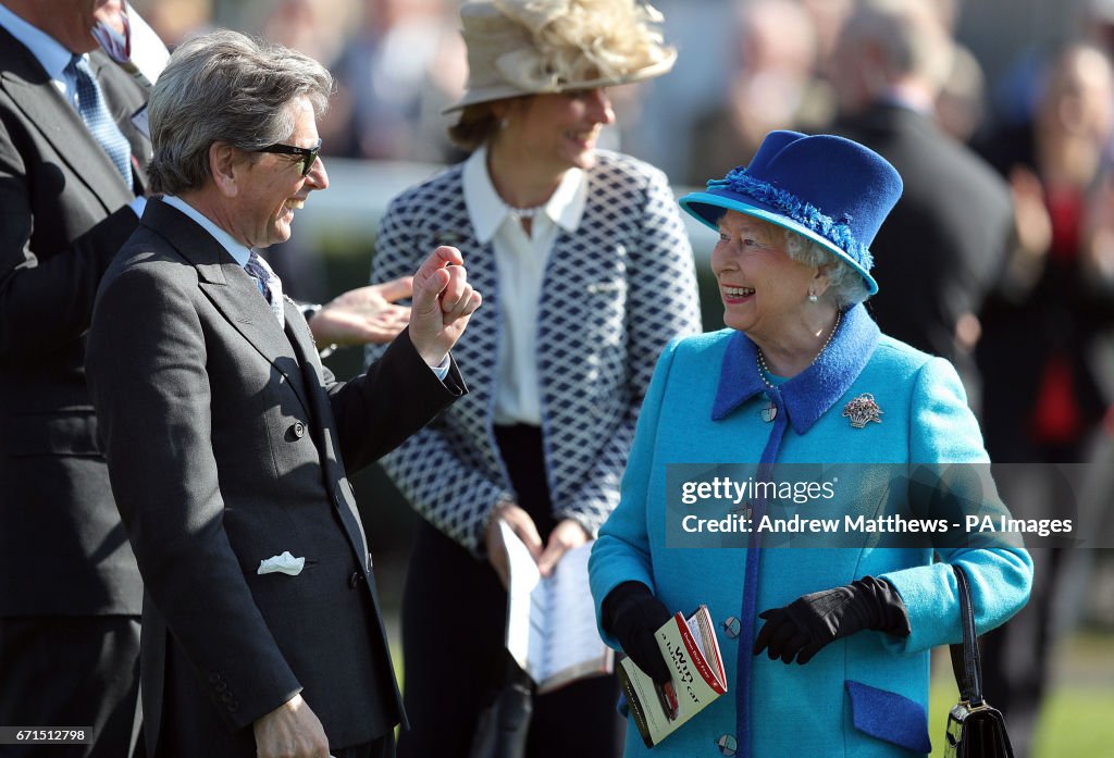 Queen attends Newbury Racecourse