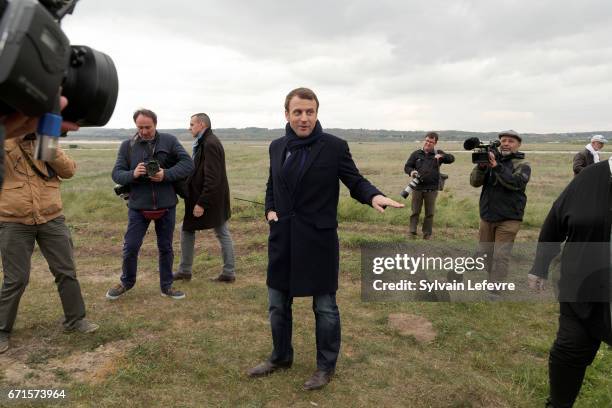 Candidate for the 2017 presidential election, Emmanuel Macron and head of the political movement En Marche! during a campaign visit to meet voters on...