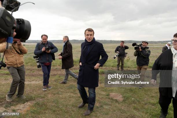 Candidate for the 2017 presidential election, Emmanuel Macron and head of the political movement En Marche! during a campaign visit to meet voters on...