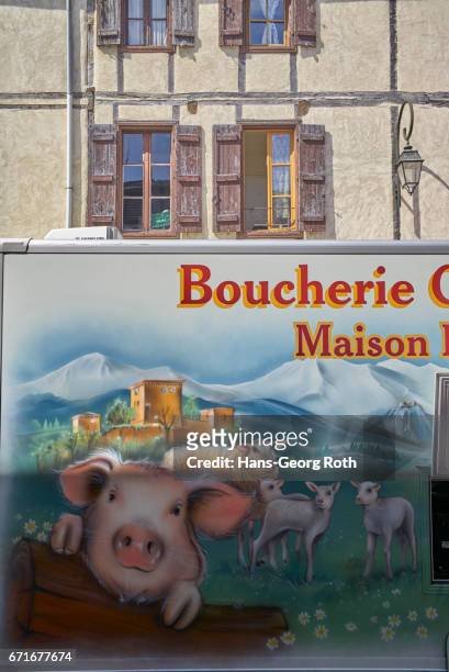 picture motif with farm animals on a butcher truck - mirepoix comida fotografías e imágenes de stock