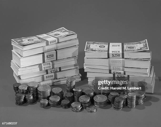 Us Coin Stack Us Money Stack Photos and Premium High Res Pictures - Getty Images