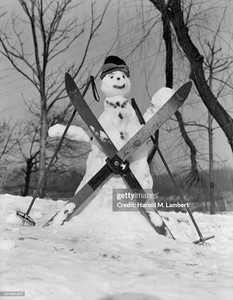  Snowman With Skis And Ski Poles