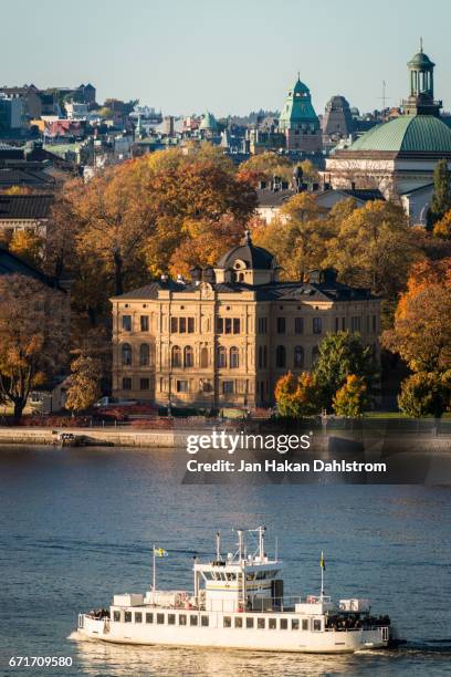 shuttle ferry in stockholm - vasa museum stock pictures, royalty-free photos & images