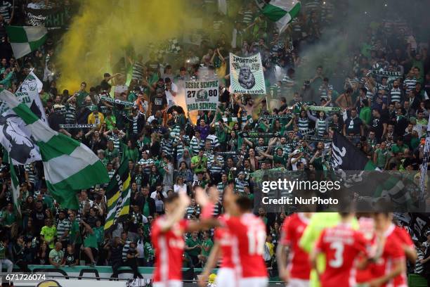 Sporting's supporters during the Portuguese League football match Sporting CP vs SL Benfica at the Alvadade stadium in Lisbon on April 22, 2017.