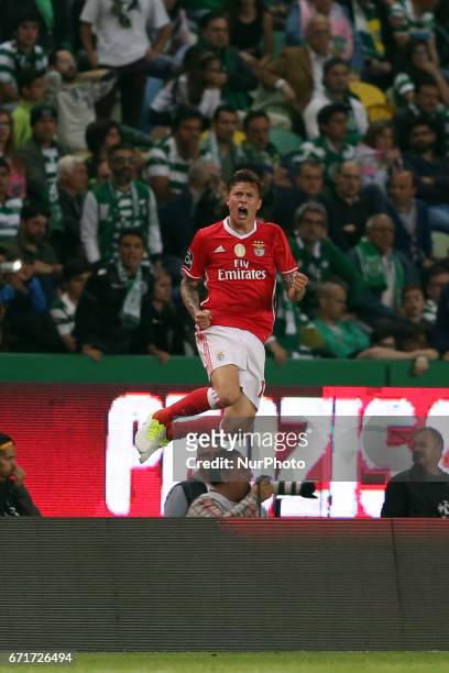 Benfica's Swedish defender Victor Lindelof celebrates after scoring a goal during the Portuguese League football match Sporting CP vs SL Benfica at...