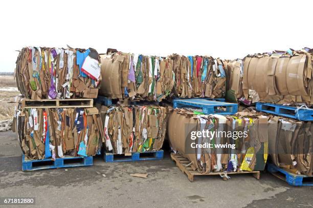 Container Recylcing Large 212 Large Recycle Bins Stock Photos, High-Res Pictures, and Images ...