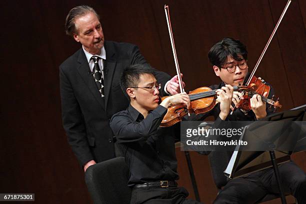 David Finckel Master Class at Juilliard School's Paul Hall on Monday afternoon, March 21, 2016. This image: With Lumiere Quartet. From left, David...