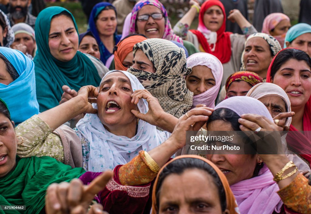 Hundreds Of Mourners Attend The Funeral Of Slain Rebel In Kashmir