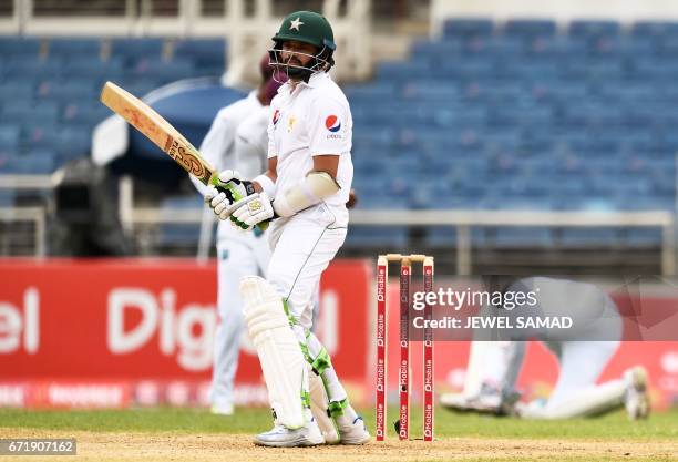 Azhar Ali Rind 915 Pakistan Batsman Azhar Ali Stock Photos, High-Res Pictures, and ...