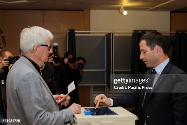 Benoit Hamon puts his ballot paper into the ballot box. The Socialist Party Presidential candidate Benoit Hamon has cast his vote two hours after the...