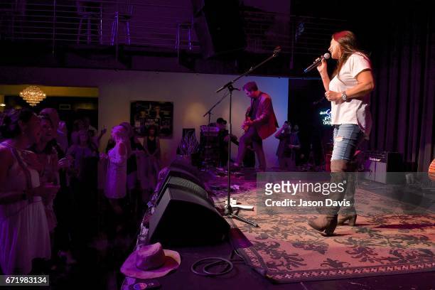 Recording Artist Gretchen Wilson performs on stage during a private concert for Pediatric Cancer research on April 22, 2017 in Nashville, Tennessee.