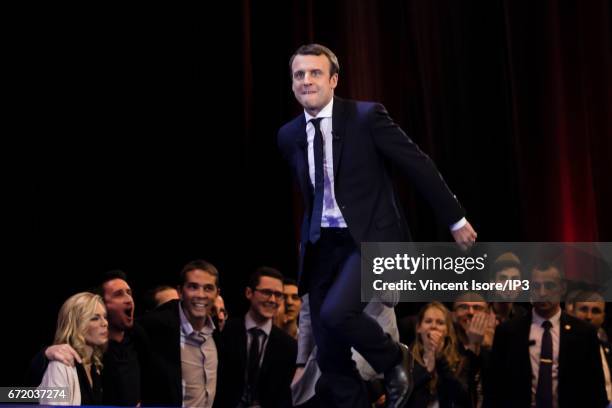 Founder and Leader of the political movement 'En Marche !' and presidential candidate Emmanuel Macron addresses activists after the announcement of...