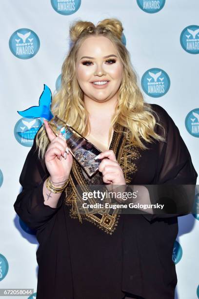 Nikkie de Jager of Nikki Tutorials poses backstage at the The 9th Annual Shorty Awards on April 23, 2017 in New York City.