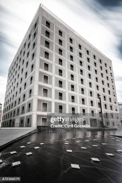 stadtbibliothek stuttgart - stuttgart library stock pictures, royalty-free photos & images