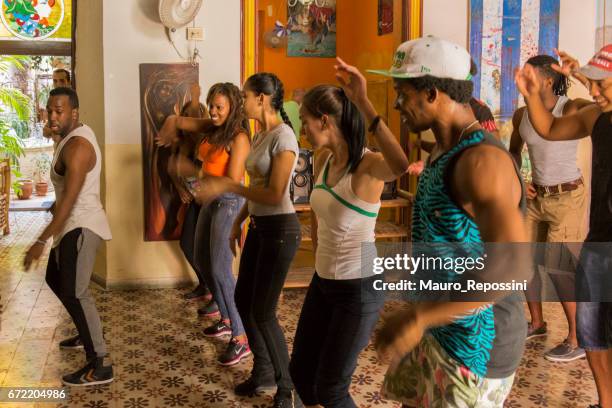 enjoying the dance class at havana, cuba. - havana music stock pictures, royalty-free photos & images