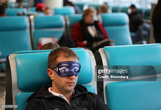 Flight Eye Mask 90 Flight Eye Mask Stock Photos, High-Res Pictures, and Images - Getty ...