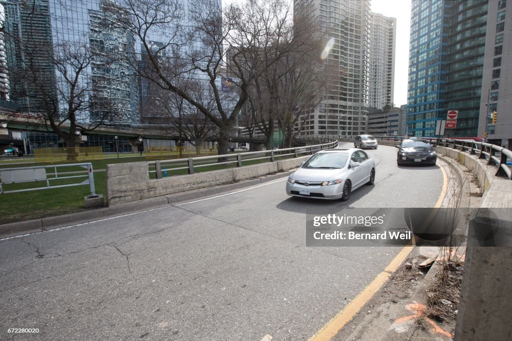 York St. Gardiner ramp closure