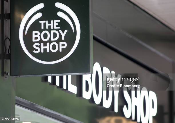 89 Body Shop Sign Stock Photos, High-Res Pictures, and Images - Getty ...