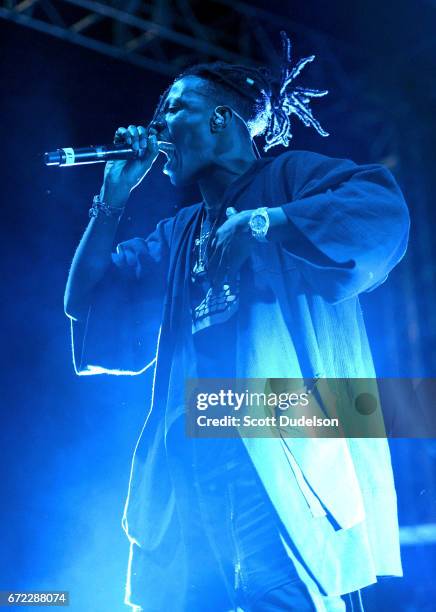 420 Rapper 618 Weedmaps Stock Photos, High-Res Pictures, and Images - Getty Images