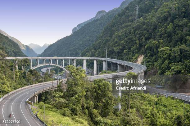 kelok 9 road - kelok 9 stock pictures, royalty-free photos & images