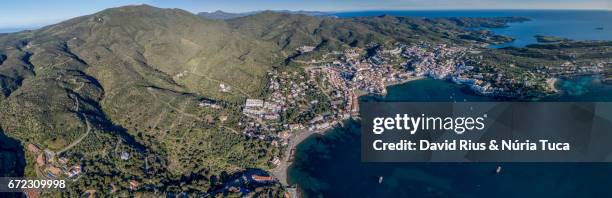 cadaqués from the air - escena no urbana stock-fotos und bilder