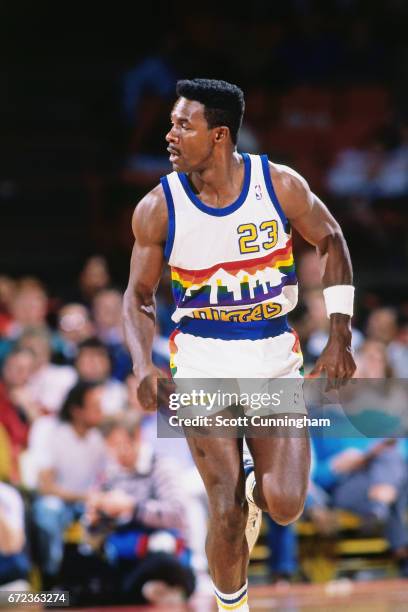 Dunn of the Denver Nuggets runs during a game played circa 1990 at McNicholls Arena in Denver Colorado. NOTE TO USER: User expressly acknowledges and...