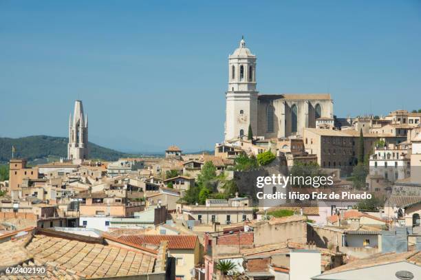 the houses - gerona- catalonia- spain - girona stock-fotos und bilder