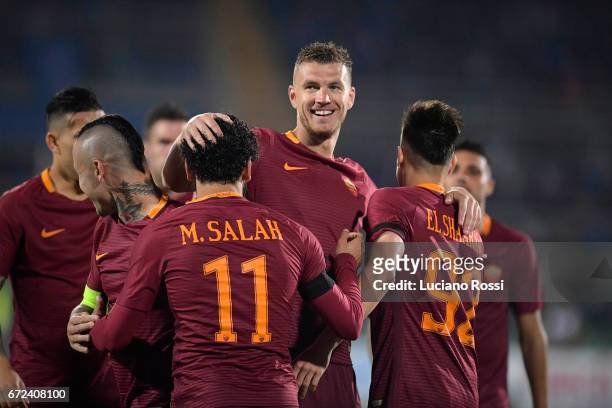 Mohamed Salah of AS Roma celebrates with teammates after scoring a goal during the Serie A match between Pescara Calcio and AS Roma at Adriatico...