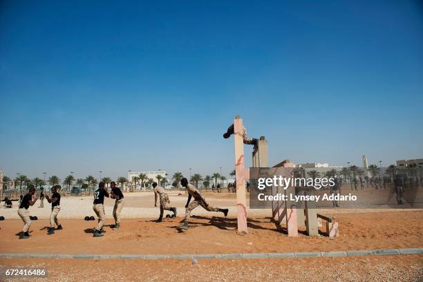 Security Forces Riyadh 56 Saudi Arabia Special Security Forces Training Stock Photos, High-Res ...